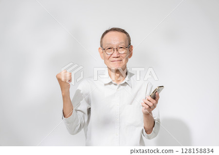 Seniors, Smartphones, Smartphones 128158834