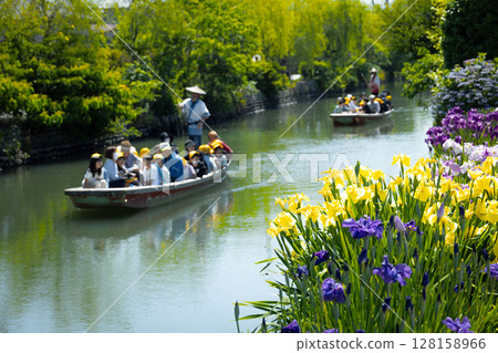 河流下降 128158966