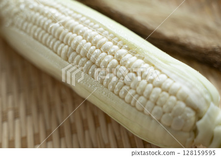 pure white pure white 128159595