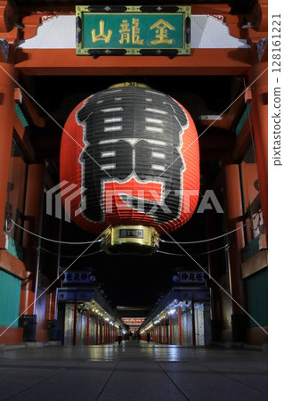 Illuminated Kaminarimon Gate lantern and Nakamise shopping street, Asakusa night view 128161221