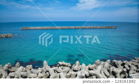 Coastline of Nyuzen town, Toyama prefecture, Japan during the rainy season Coastline of Nyuzen town, Toyama prefecture, Japan during the rainy season 128161892