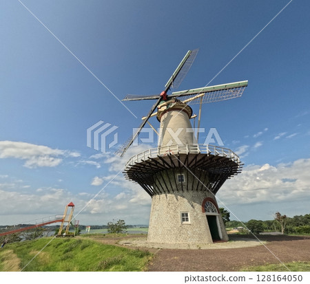 Park windmill 128164050