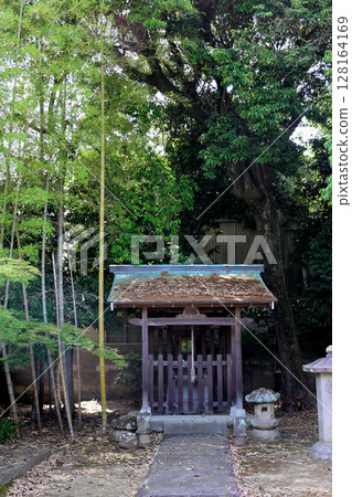 Precincts of Otokunji Temple, Nagaokakyo City, Kyoto Prefecture Precincts of Otokunji Temple, Nagaokakyo City, Kyoto Prefecture 128164169