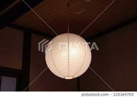 日式房間燈 128164703