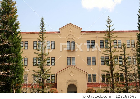 Kwansei Gakuin University Kobe-Sanda Campus 128165563