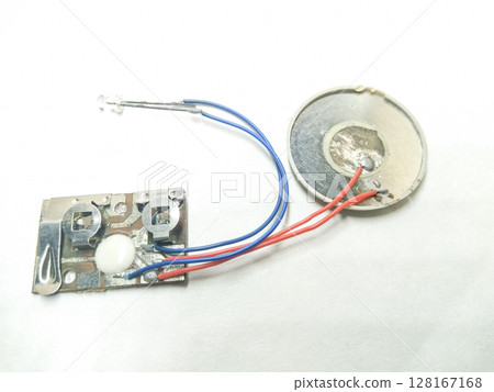 Circuit board image with selective focus Circuit board image with selective focus 128167168