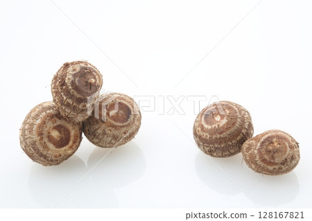 Washed taro roll Washed taro roll 128167821