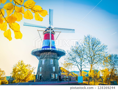 Windmill of Leiden 128169244