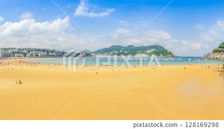 San Sebastian, Pais Vasco, Spain San Sebastian, Pais Vasco, Spain 128169298