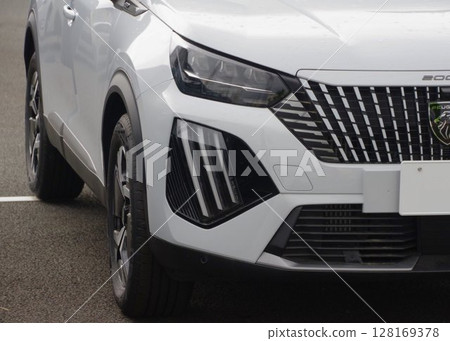 進口車圖片：標緻2008前臉 128169378