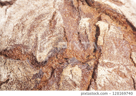 Close-up texture of rye bread crust 128169740