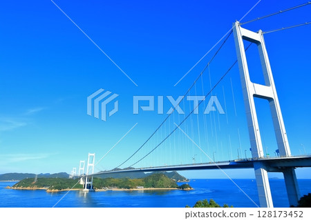 [Ehime Prefecture] The Kurushima Kaikyo Bridge and Kurushima Strait (Shimanami Kaido) as seen from the Kurushima Kaikyo Observatory 128173452