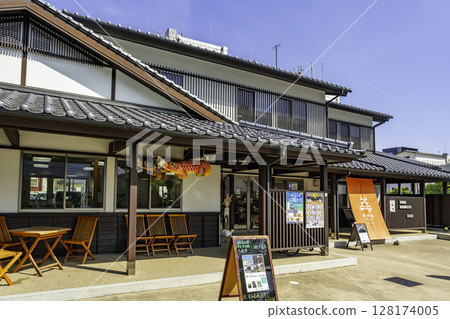 Uwajima Castle, Uwajima City Tourist Information Center Shiroshita, Uwajima City, Ehime Prefecture Uwajima Castle, Uwajima City Tourist Information Center Shiroshita, Uwajima City, Ehime Prefecture 128174005
