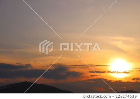 Sunset sky, sunset, clouds, mountains Sunset sky, sunset, clouds, mountains 128174539