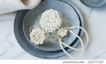 Beautiful pearl accessories 128175187