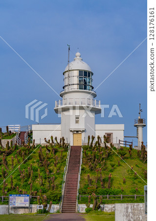 (Kusima City, Miyazaki Prefecture) Cape Toi Lighthouse 128176161