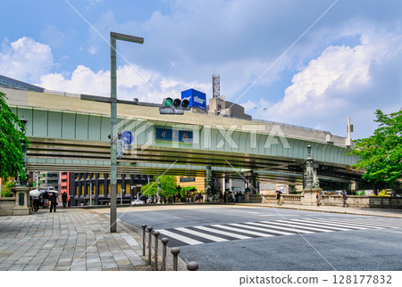 日本橋:自江戶時代以來的商業與文化中心 日本橋:自江戶時代以來的商業與文化中心 128177832