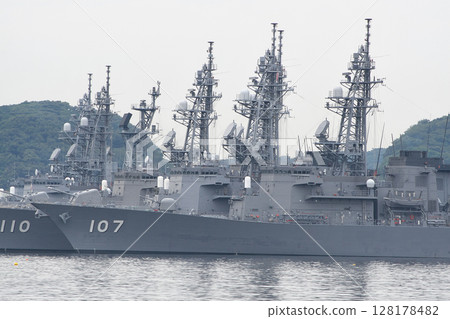 Yokosuka Naval Port - Cityscape (September 2006) 128178482