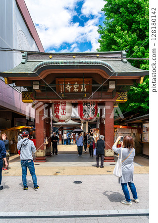[Tokyo] Koganji Temple in Sugamo, famous for its Togenuki Jizo 128180142