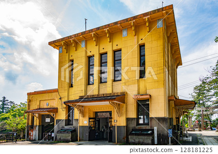 Hieizan Sakamoto Cable, Cable Enryakuji Station, Otsu City, Shiga Prefecture 128181225