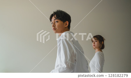 Portrait of a man and woman Portrait of a man and woman 128182279