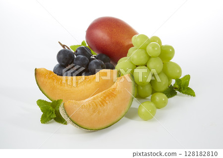 Fruits_Early summer fruits collection Fruits_Early summer fruits collection 128182810