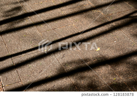 Block tile Block tile 128183878