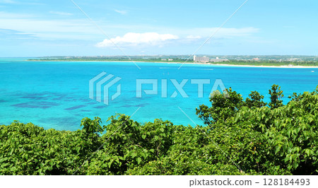 從Kamama島看到的Miyakojima 從Kamama島看到的Miyakojima 128184493