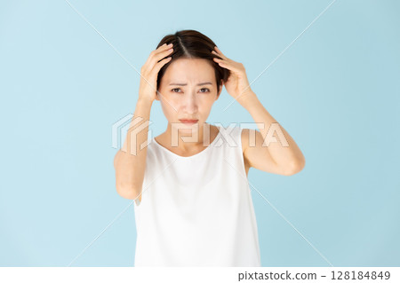 Women, casual, hair care, worries Women, casual, hair care, worries 128184849
