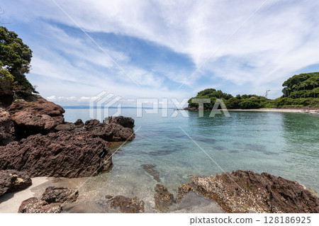 Summer seaside scenery material: Arahira Tenjin Shrine in Kagoshima Prefecture Summer seaside scenery material: Arahira Tenjin Shrine in Kagoshima Prefecture 128186925