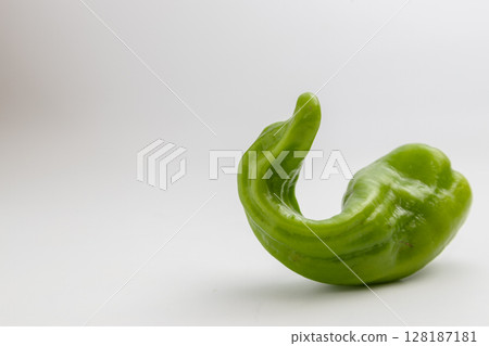 類似甜椒的甜椒庫存照片：形狀有趣的蔬菜 128187181