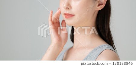 Image of feeling moisturized 128188846
