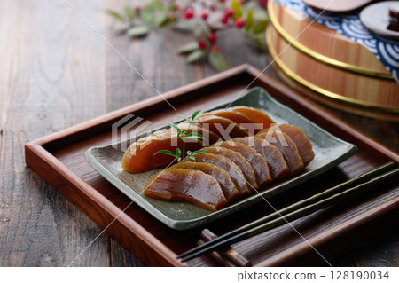 Highly fragrant Nara pickles, perfect as a side dish to go with sake or rice Highly fragrant Nara pickles, perfect as a side dish to go with sake or rice 128190034