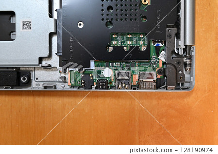 Laptop repair, data recovery, parts replacement 128190974