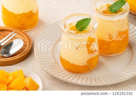 芒果 慕斯 甜點 mango mousse dessert cup マンゴー ムース デザート 芒果 慕斯 甜點 mango mousse dessert cup マンゴー ムース デザート 128191192