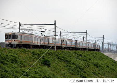6-car 313 series special express train running on the Tokaido Line 6-car 313 series special express train running on the Tokaido Line 128192046