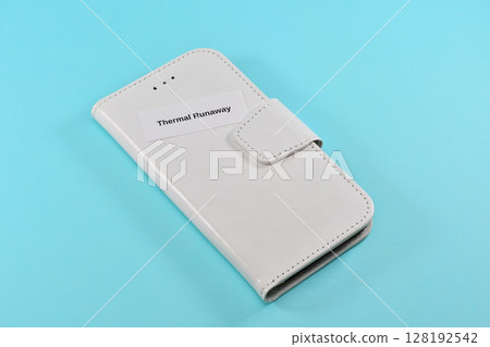 Image of a smartphone overheating 128192542