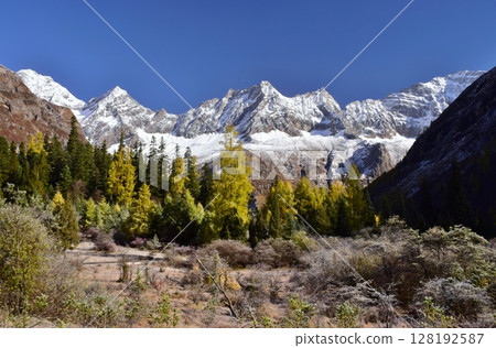 Sichuan Province, Siguniang Mountain and Shuangqiao Valley Hiking 128192587