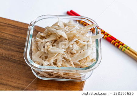 切蔬菜：牛蒡絲 128195626