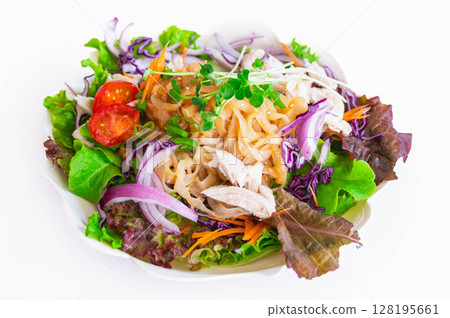 Konjac noodles and vegetable salad 128195661