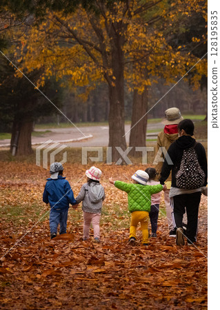autumn, autumnal, family 128195835