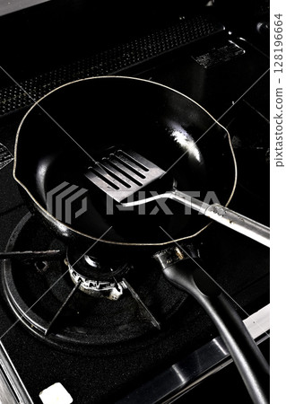 Kitchen scenery 128196664