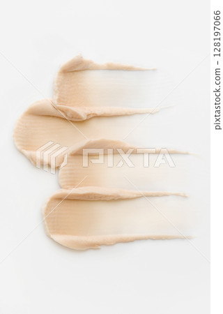 Smears of cosmetic cream 128197066