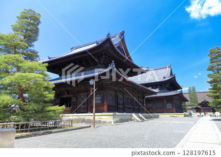 【京都府】晴天的妙心寺佛殿、講堂和方丈室 128197615