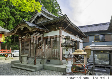 37th of the 88 Shikoku Temples: Kaisando Hall of Iwamotoji Temple, Shimanto Town, Kochi Prefecture 37th of the 88 Shikoku Temples: Kaisando Hall of Iwamotoji Temple, Shimanto Town, Kochi Prefecture 128199101
