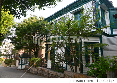 Kitano Monogatarikan, a Western-style building from the Meiji period, located on Kitanozaka in Kobe 128202147