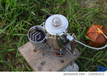 咖啡杯和咖啡壺 128202211