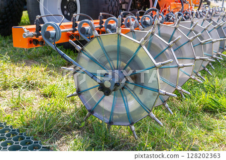 Working bodies of equipment for applying liquid fertilizers 128202363