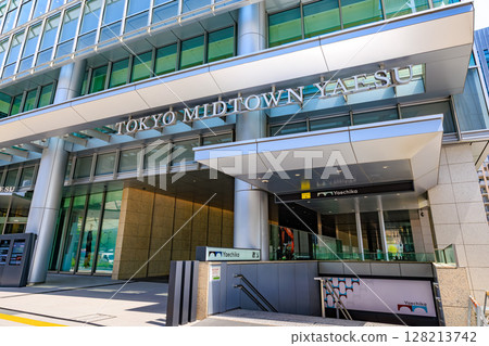 Tokyo Chuo Ward Yaesu cityscape Tokyo Midtown Yaesu Tokyo Chuo Ward Yaesu cityscape Tokyo Midtown Yaesu 128213742