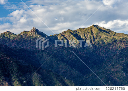 Miyanouradake and Okinadake, one of Japan's 100 famous mountains, Yakushima, a World Natural Heritage Site (Autumn) 128213760